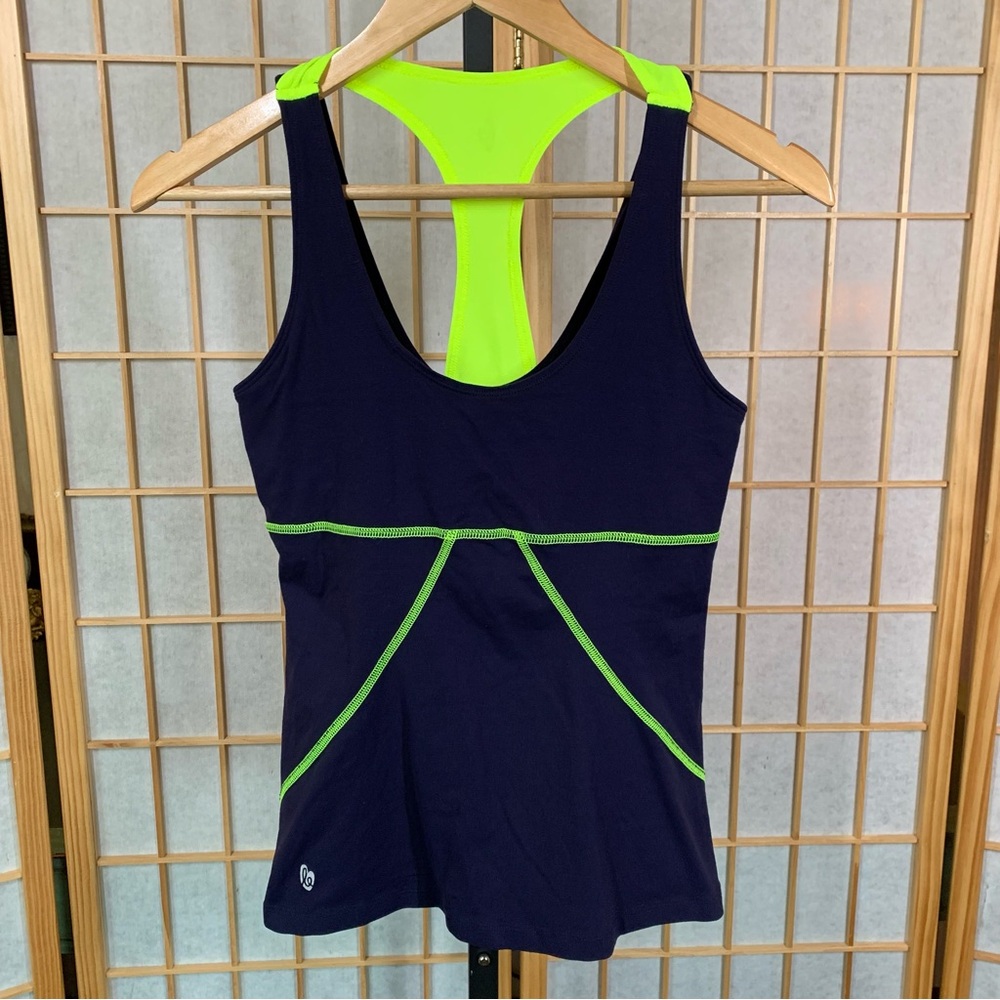 Ellie Racer Back Workout Tank - Picture 4 of 10